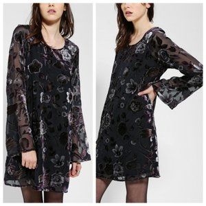 Urban Outfitters velvet burnout floral dress Sz L